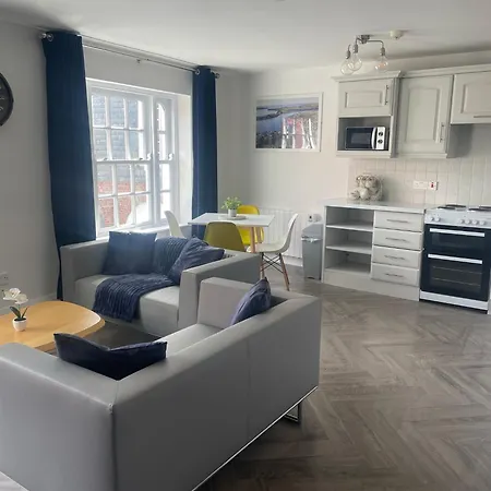 Apartment Town Center Beautiful 2 Bed Kinsale
