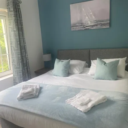 Town Center Beautiful 2 Bed Apartmán *